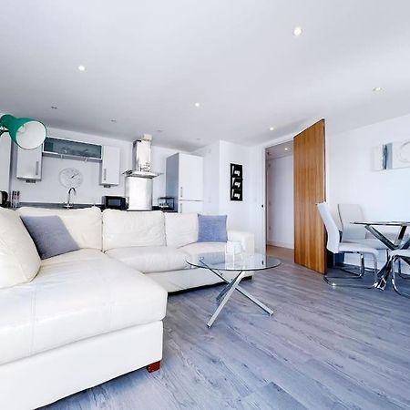 Stylish Seaview One-Bedroom Apt Swansea Buitenkant foto