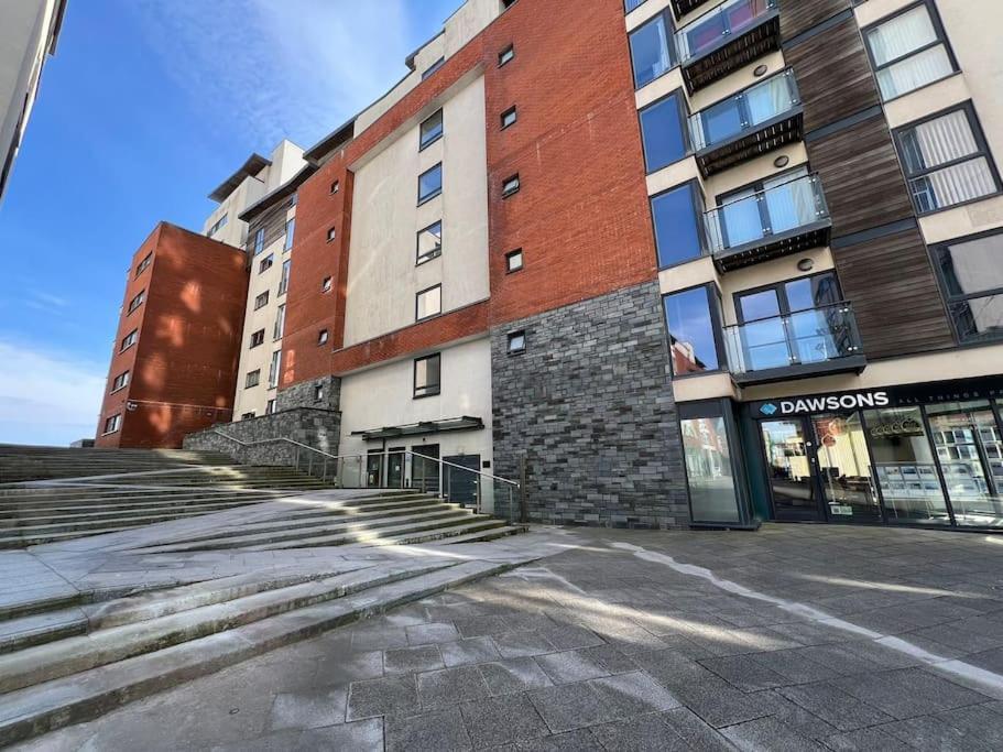Stylish Seaview One-Bedroom Apt Swansea Buitenkant foto